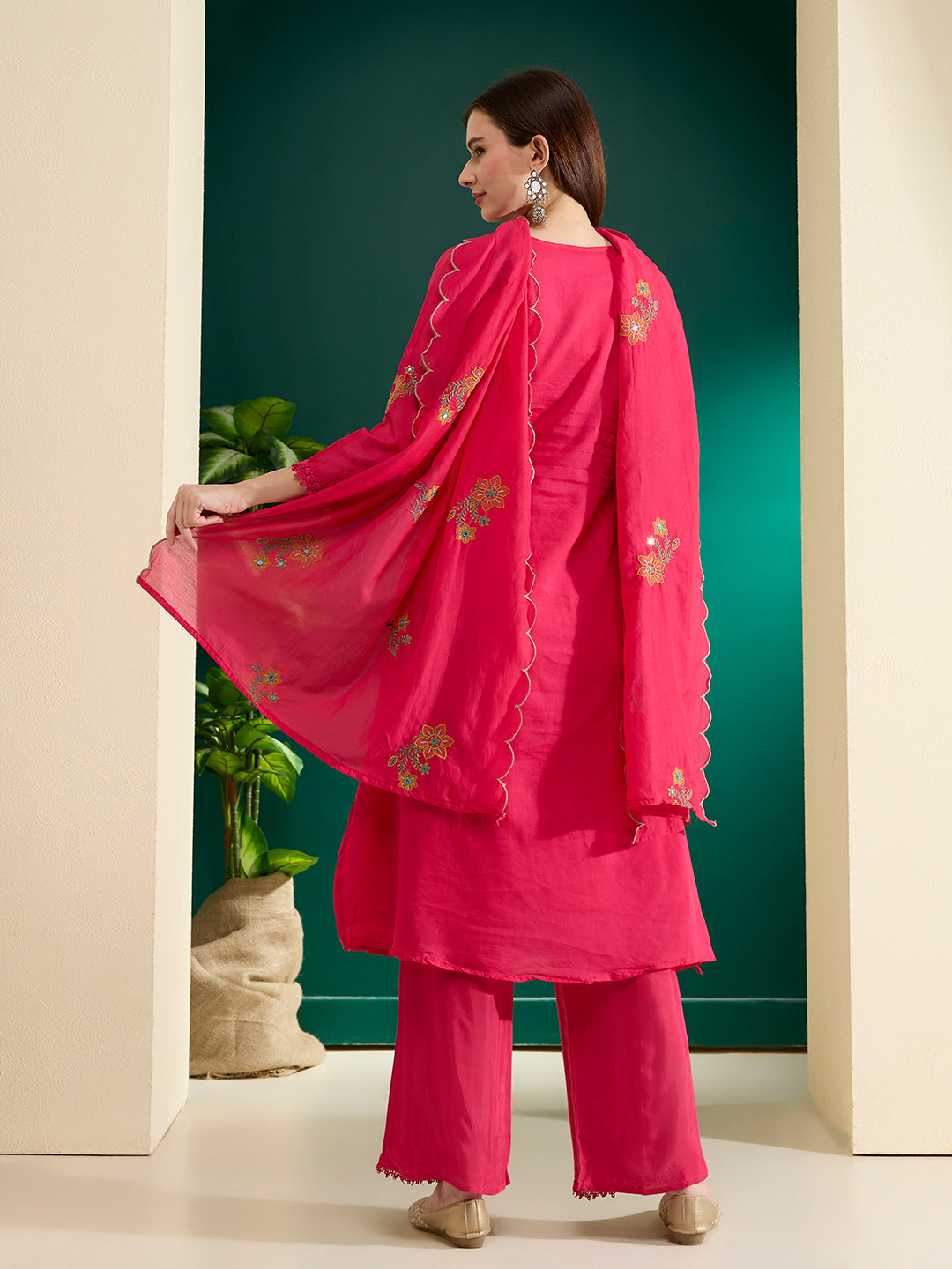 Solid Floral Threadwork Embroidered Straight Kurta with Palazzo & Dupatta - Pink