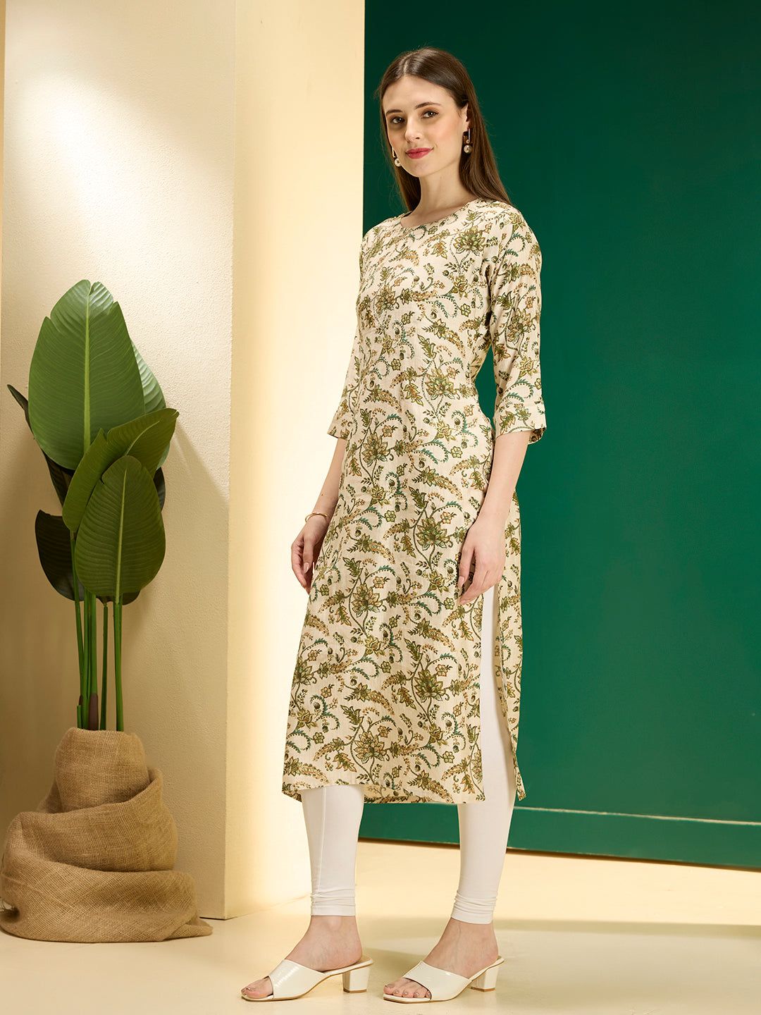 Ethnic & Floral Printed Straight Fit Kurta - Cream