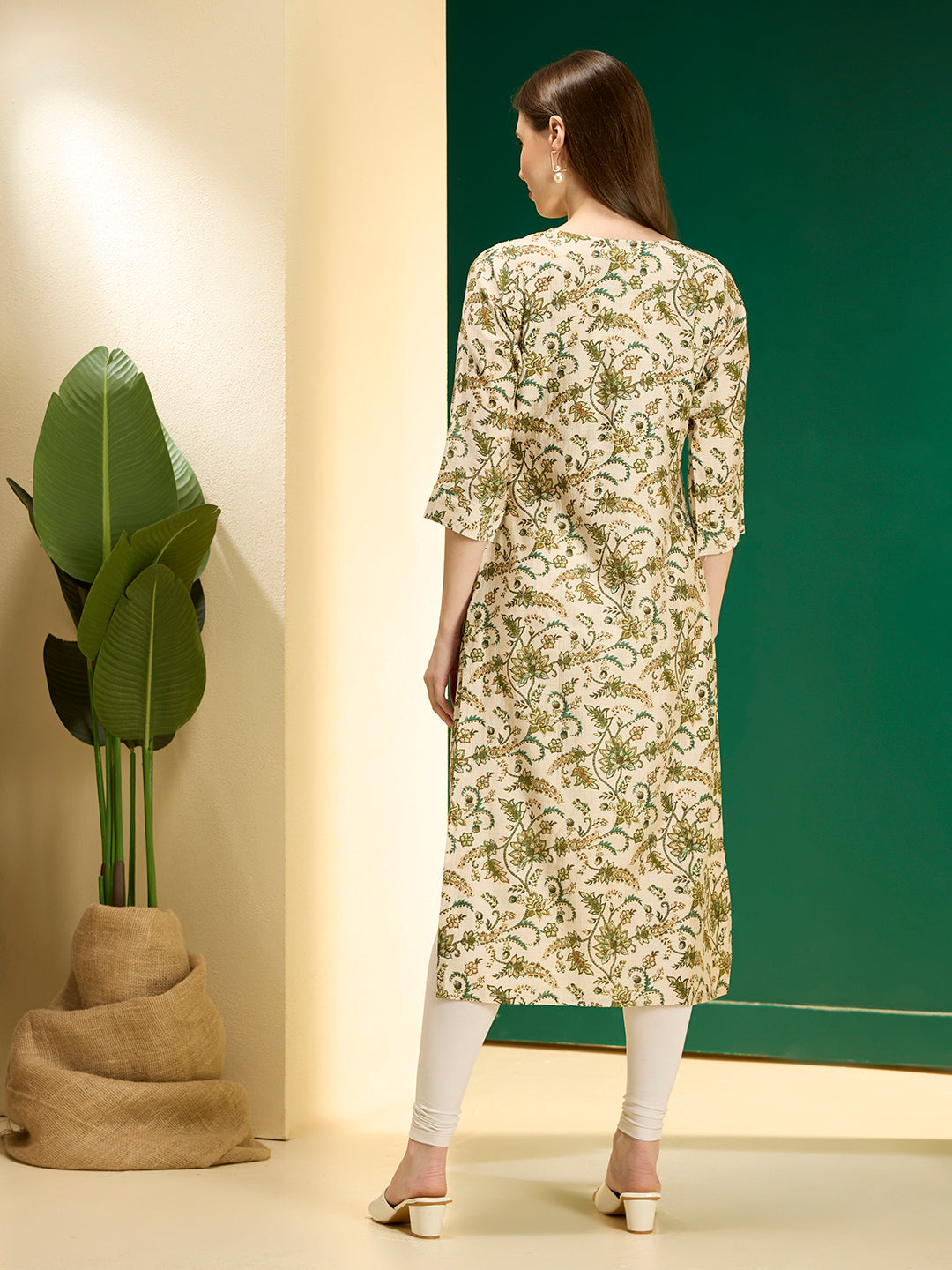 Ethnic & Floral Printed Straight Fit Kurta - Cream