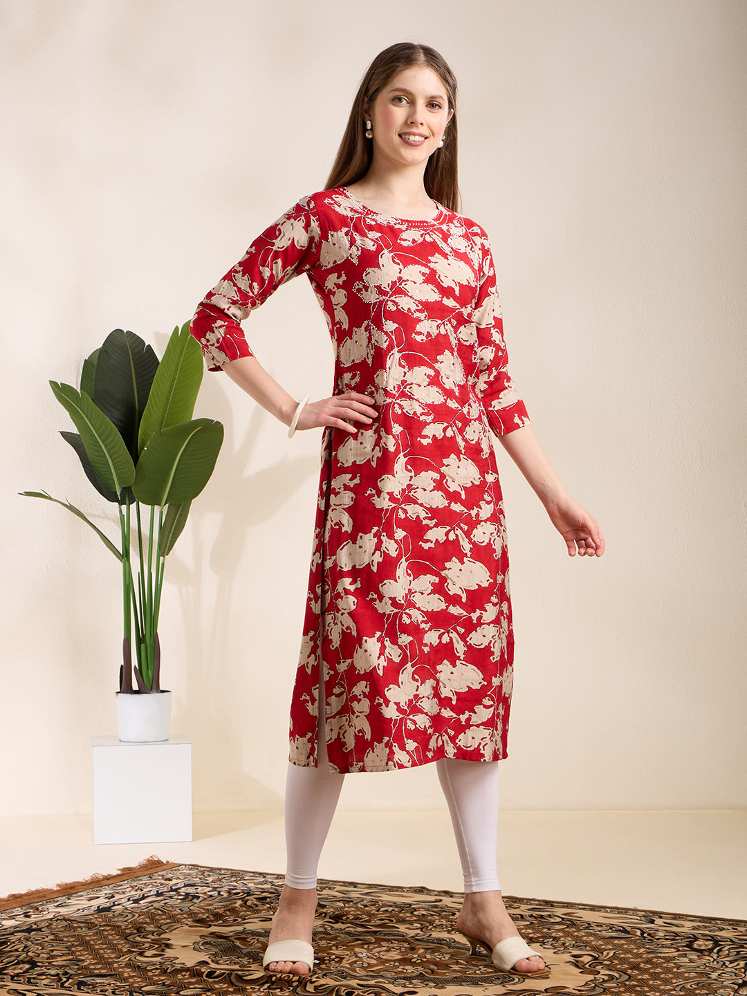 Ethnic & Floral Printed Straight Fit Kurta - Red