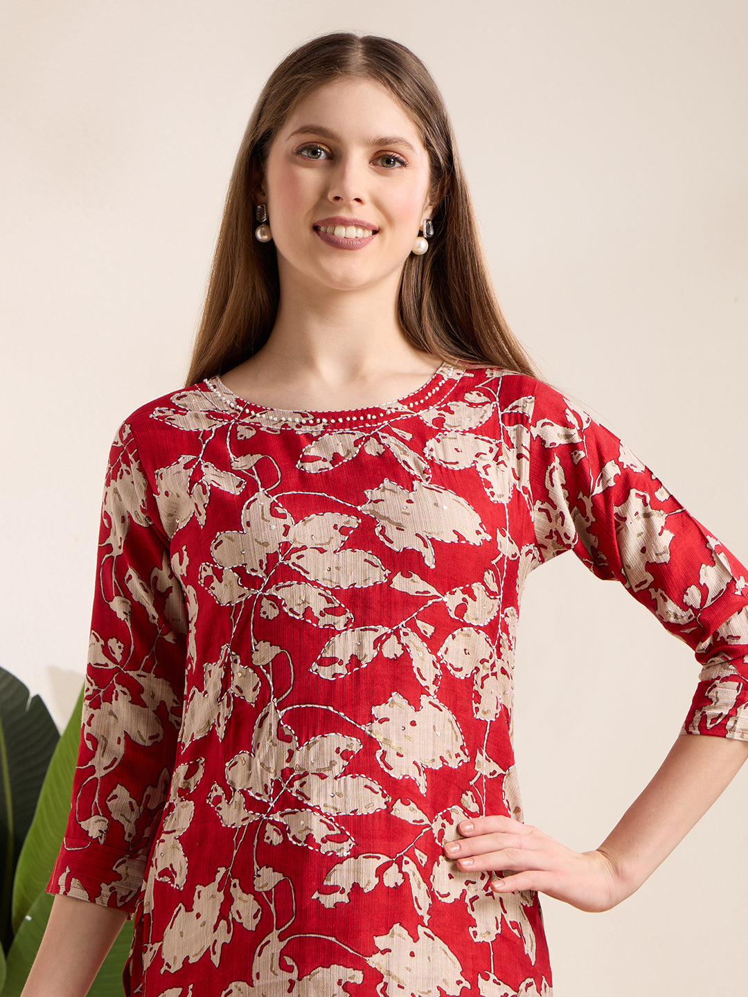 Ethnic & Floral Printed Straight Fit Kurta - Red