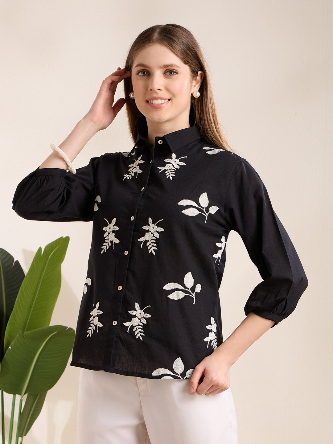 Solid Abstract Floral Straight Fit Shirt - Black