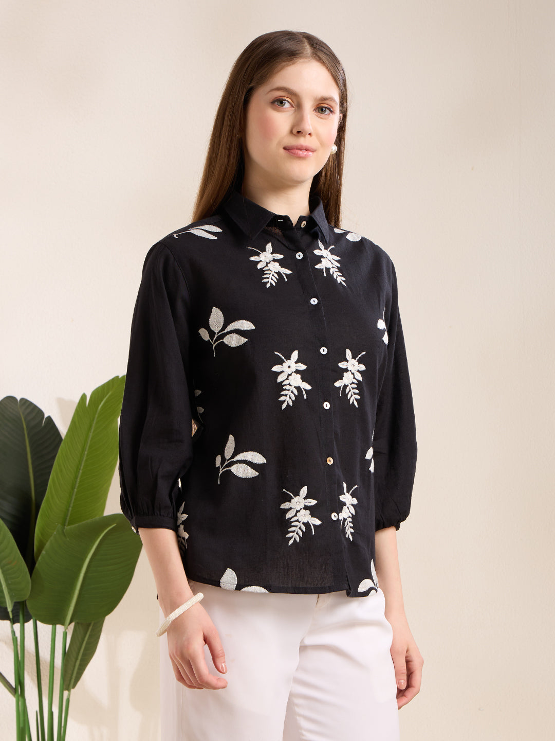 Solid Abstract Floral Straight Fit Shirt - Black