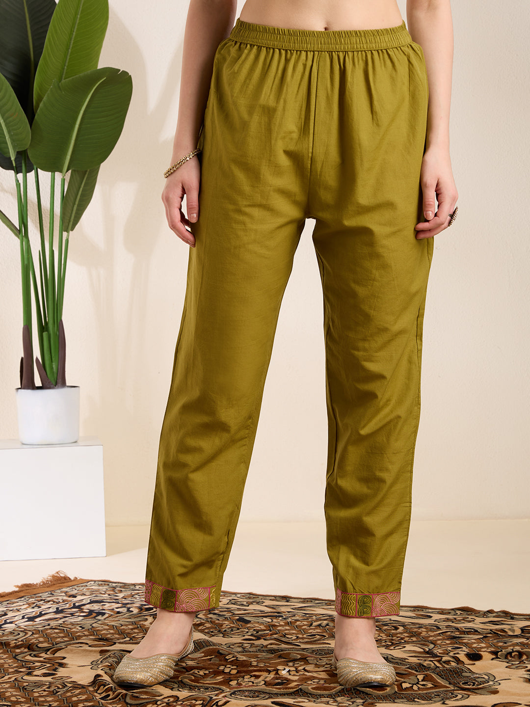 Solid Floral Embroidered Straight Kurta with Pant & Dupatta - Green