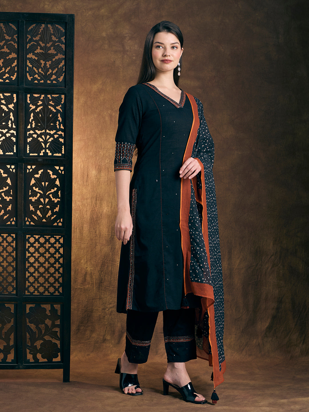 Solid Ethnic Embroidered Straight Kurta with Pant & Printed Dupatta - Teal