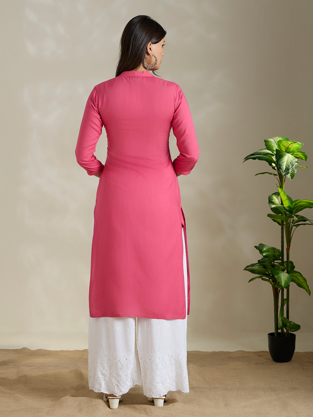 Solid Ethnic Paisley Embroidered Straight Fit Kurta - Pink
