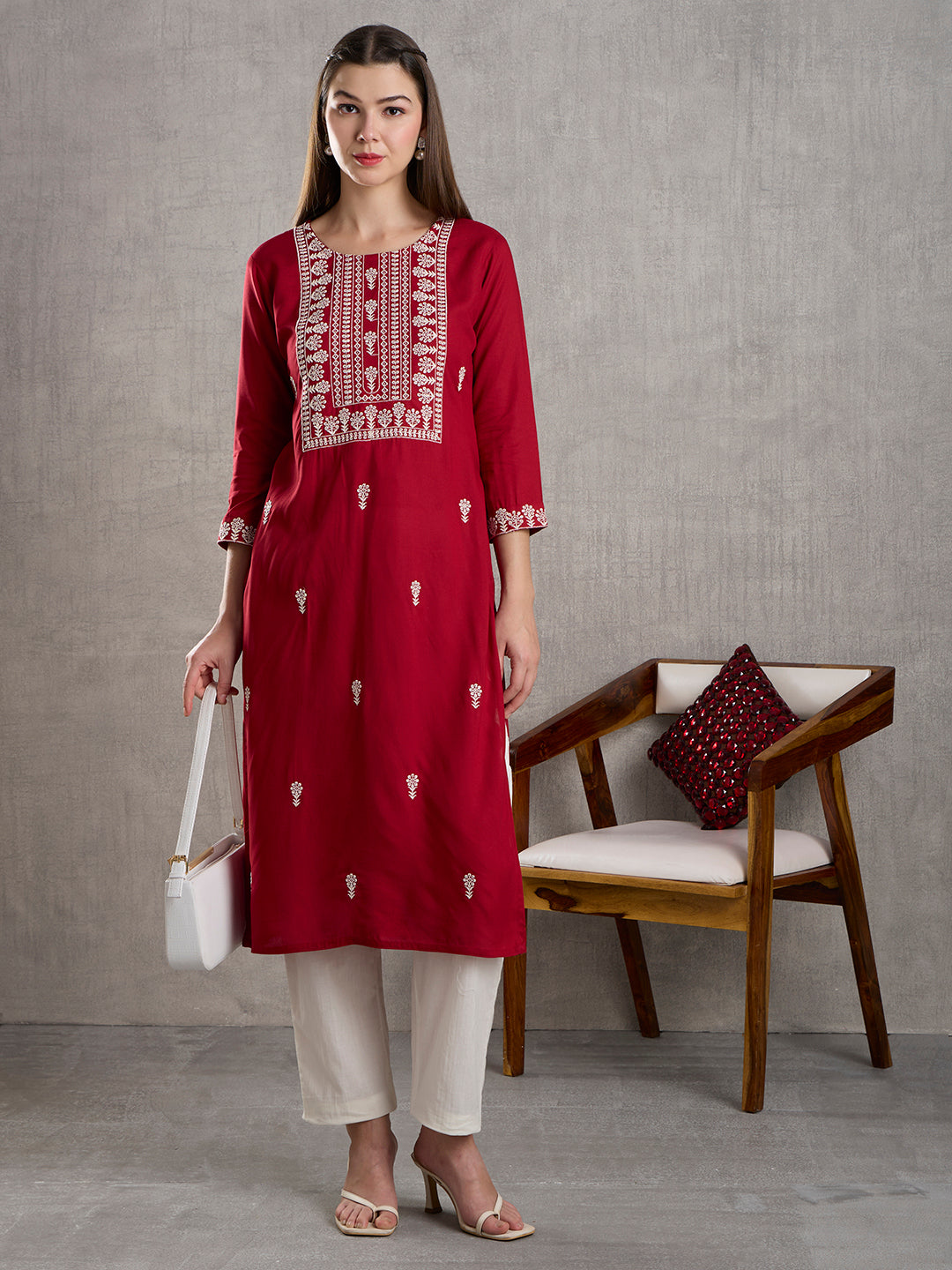 Solid Floral Chikankari Embroidered Straight Fit Kurta - Maroon