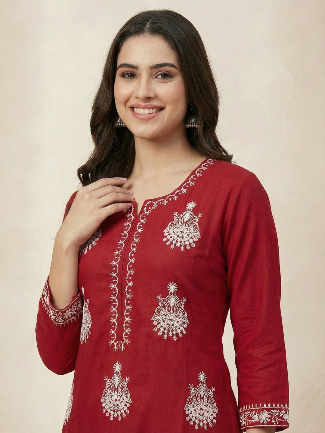 Solid Floral Chikankari Embroidered Straight Fit Kurta - Red