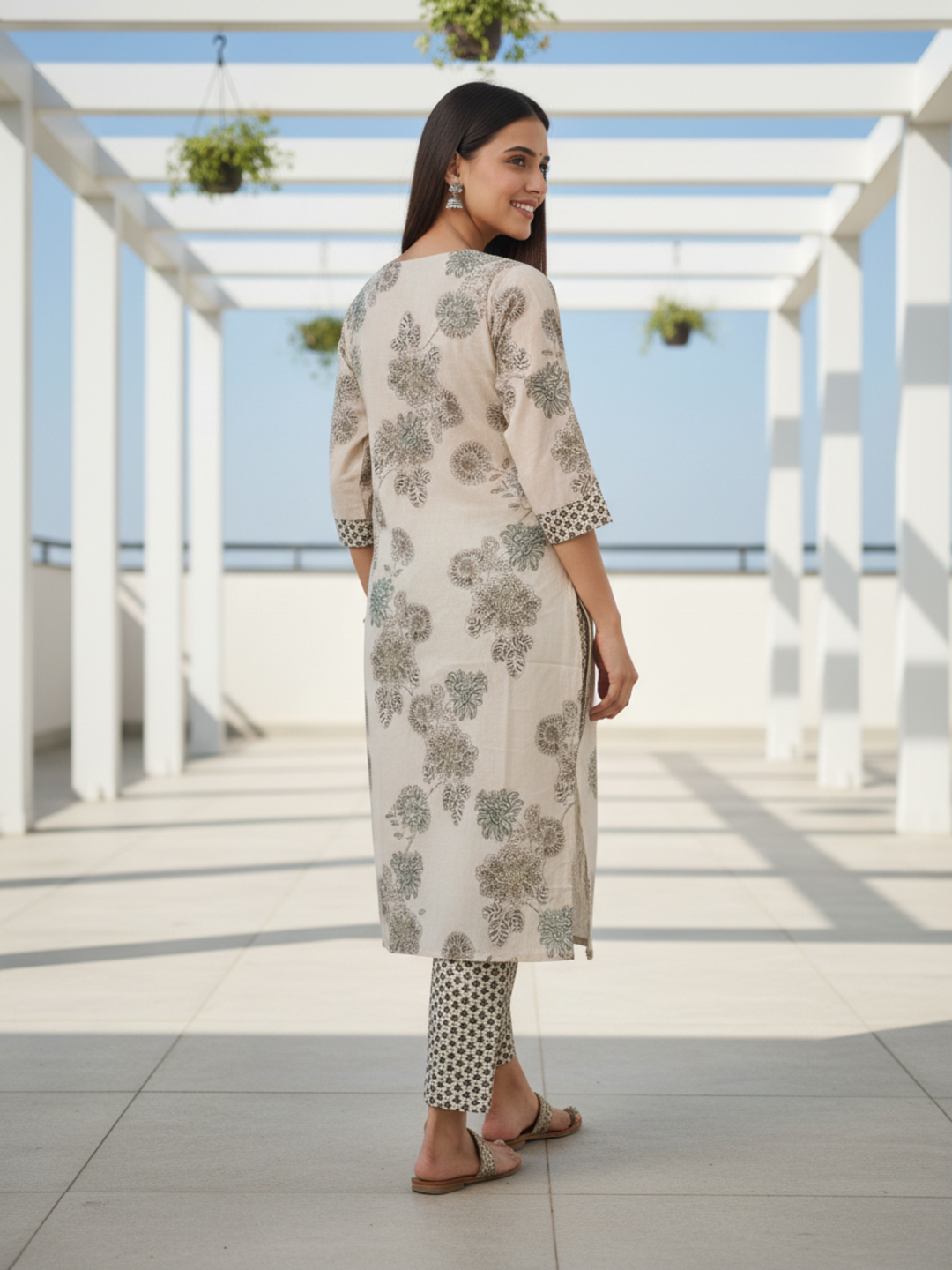 Ethnic Printed Straight Fit Kurta with Pant - Cream