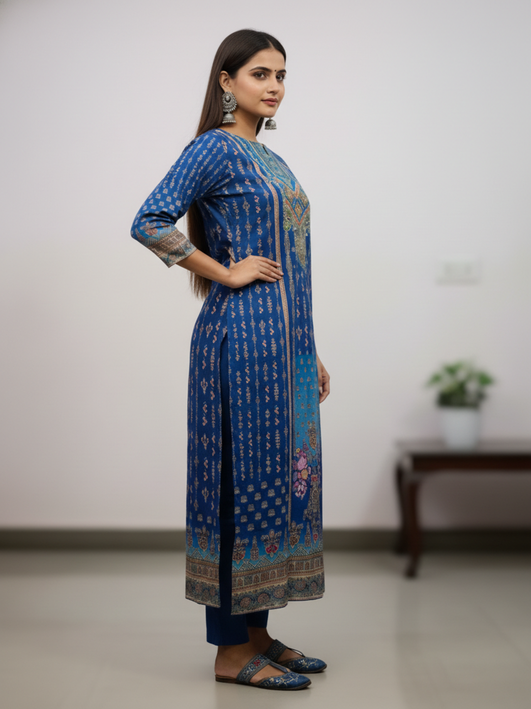Ethnic Jewelry Print Straight Kurta with Mirror Work - Blue