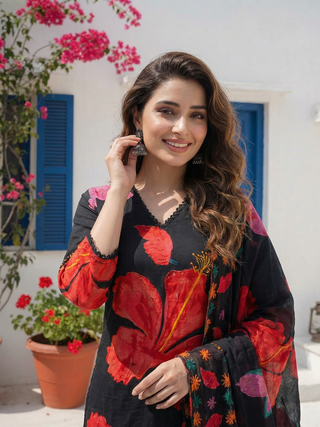 Abstract Floral Printed Straight Kurta with Pant & Dupatta - Black