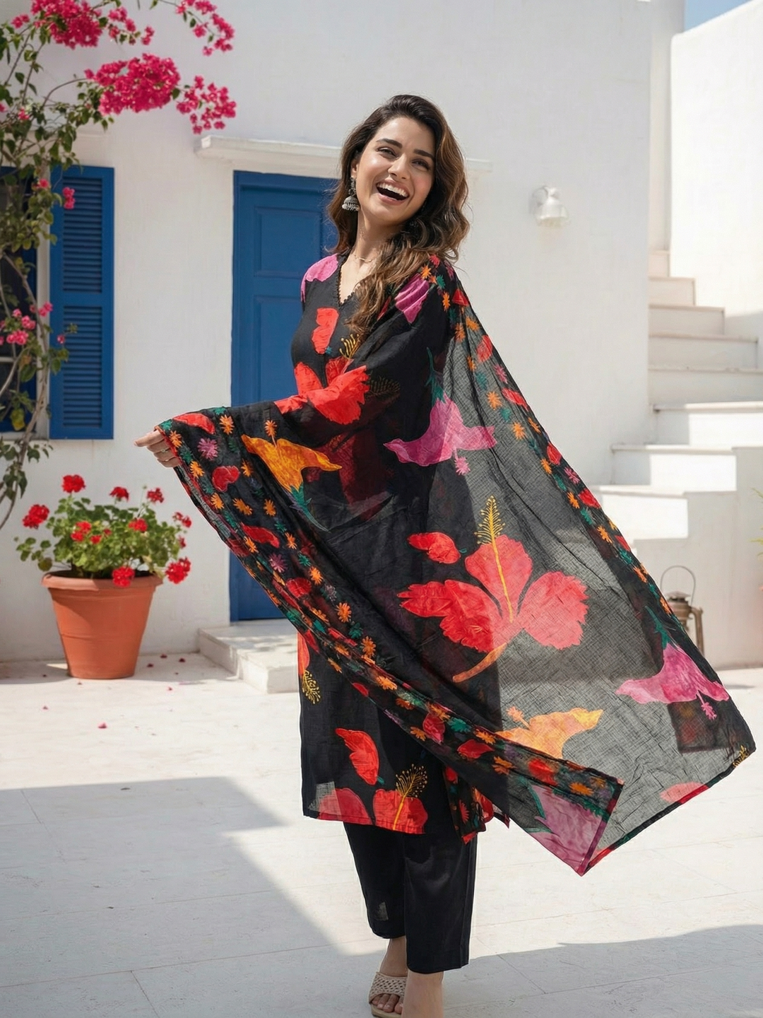 Abstract Floral Printed Straight Kurta with Pant & Dupatta - Black