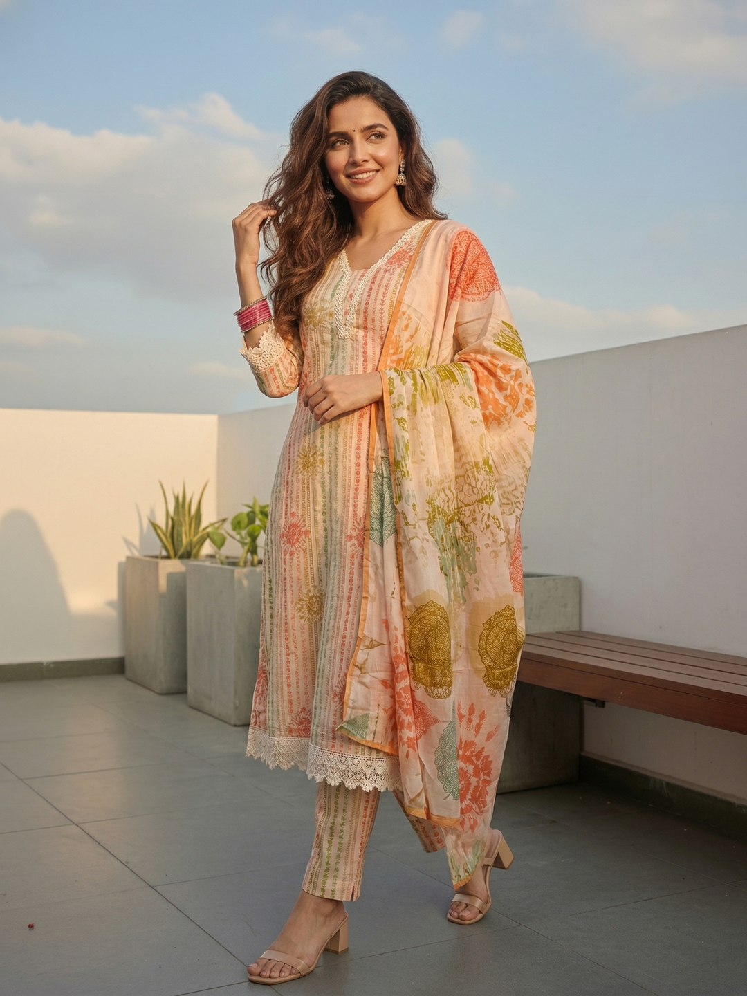 Floral Printed Straight Kurta with Pant & Dupatta - Cream