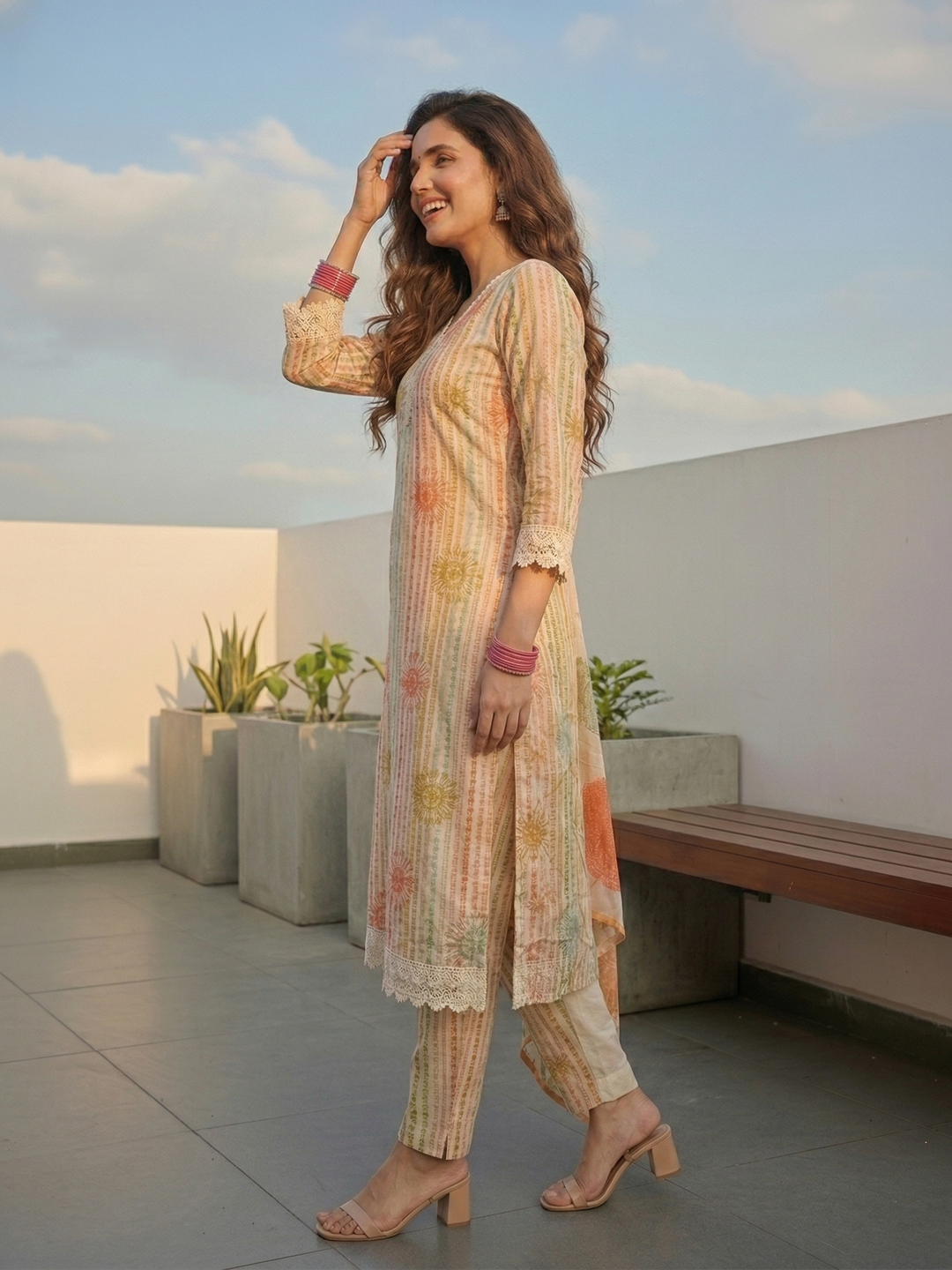 Floral Printed Straight Kurta with Pant & Dupatta - Cream