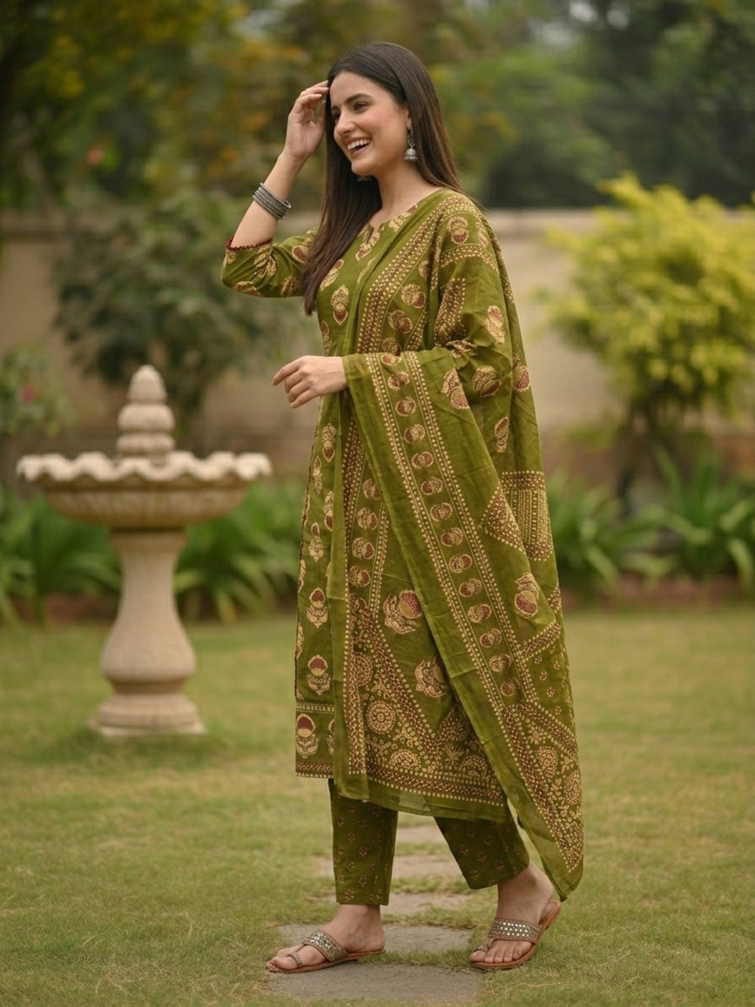 Ethnic Printed Anarkali Kurta with Pant & Dupatta - Green