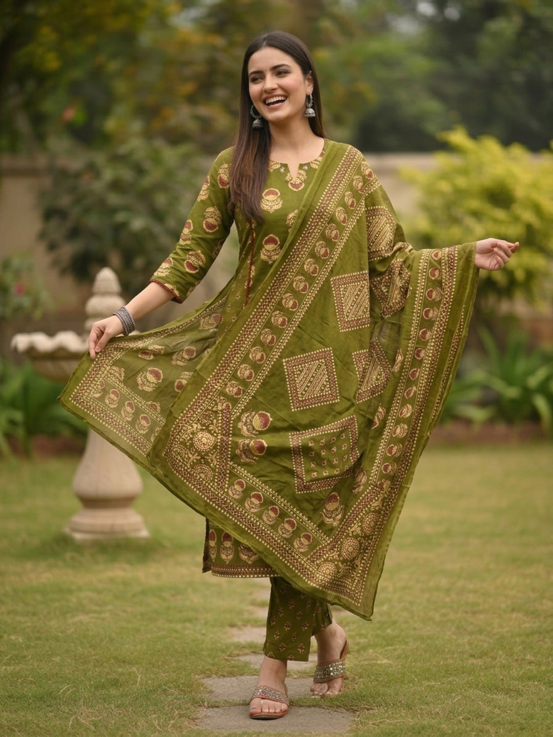 Ethnic Printed Anarkali Kurta with Pant & Dupatta - Green