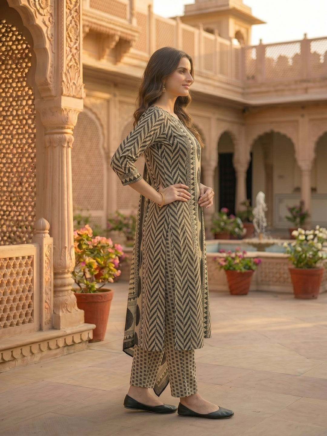 Abstract Geometric Printed Mirror Work & Sequin Straight Kurta with Pant & Dupatta - Black
