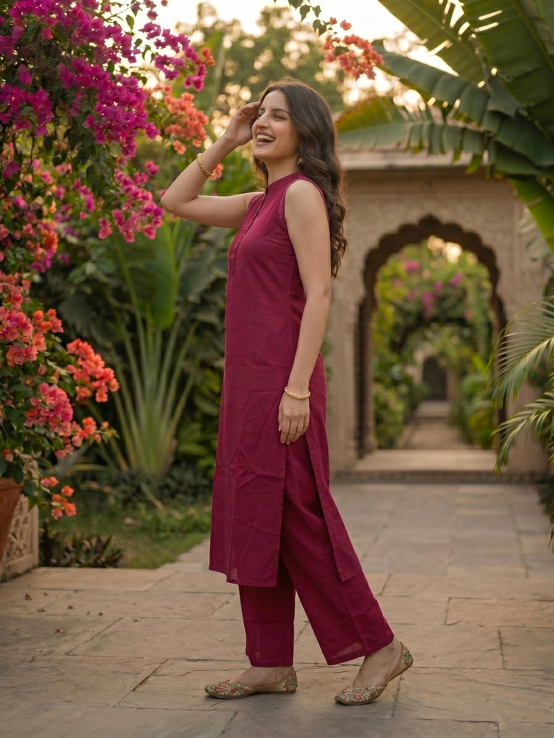 Solid Kantha Work Sleeveless Straight Kurta with Pyjama - Magenta