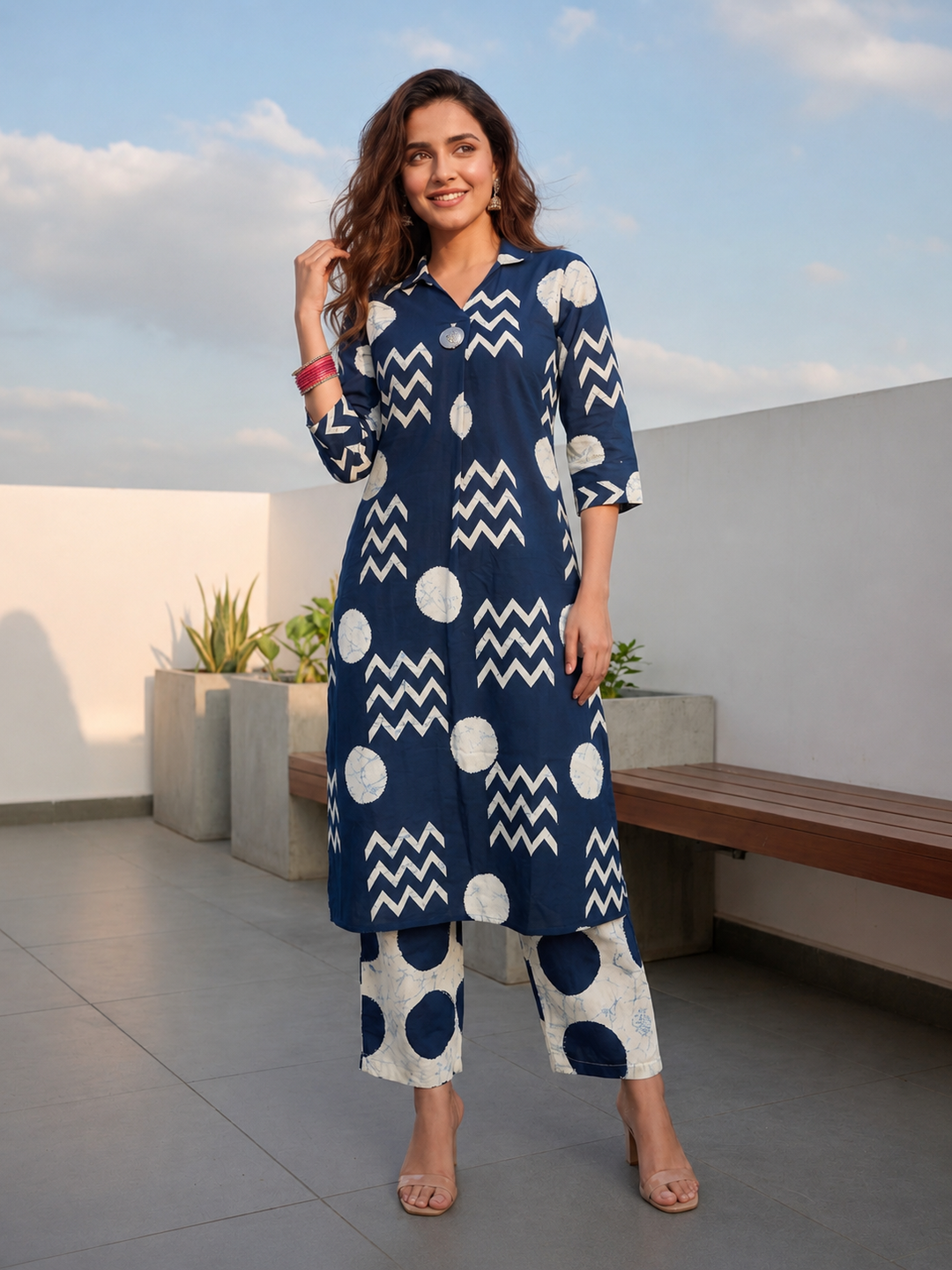 Navy Blue Geometric Printed Kurta Set with Straight Pant