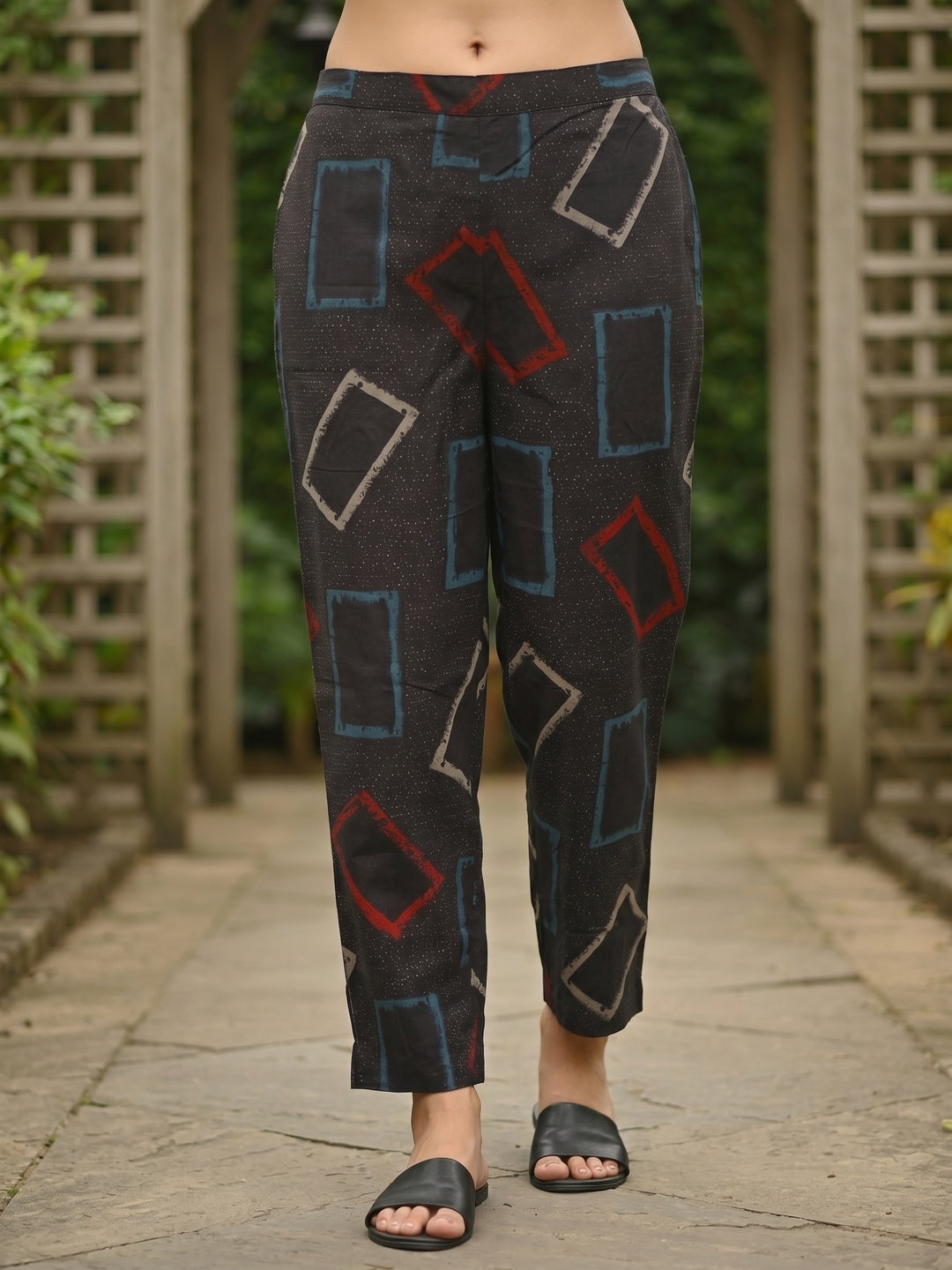 Black Geometric Abstract Printed A-Line Kurta Co-ord Set