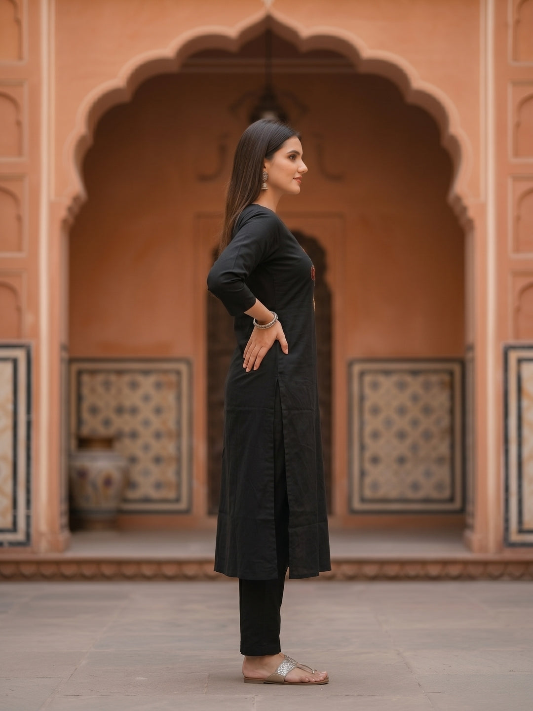 Black Rabari-Inspired Embroidered Straight Kurta with Pyjama & Geometric Printed Dupatta