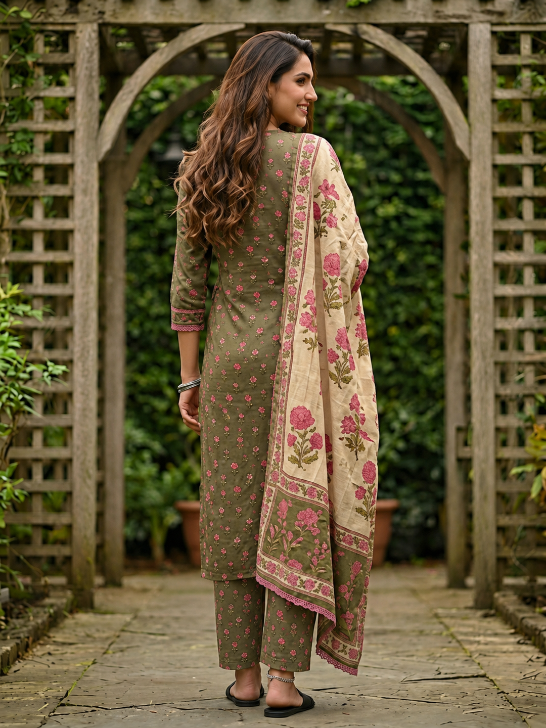 Green Ethnic Floral Printed Embroidered Straight Kurta with Palazzo & Dupatta