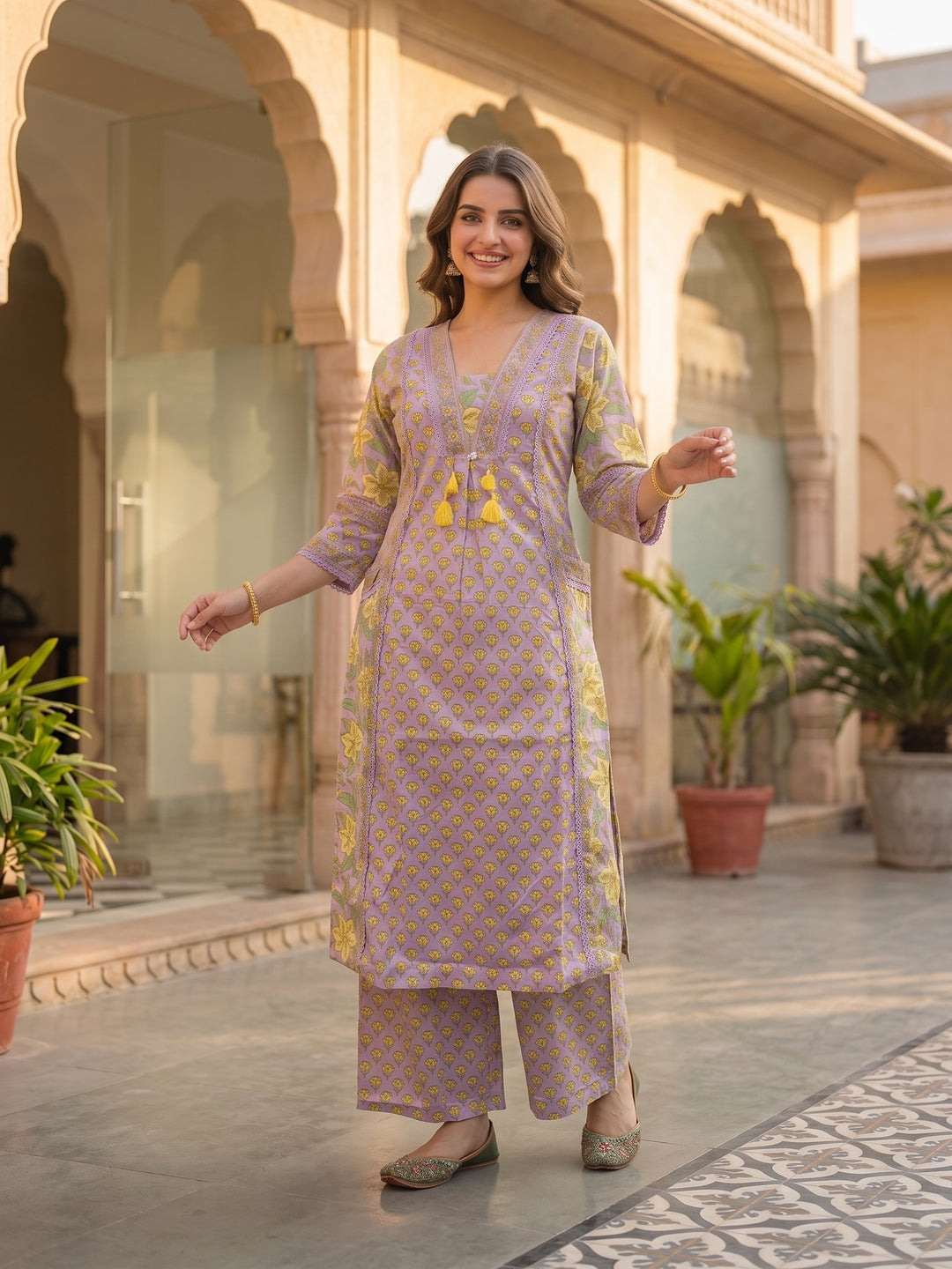 Ethnic Printed Straight Kurta with Pyjama & Dupatta - Lavender