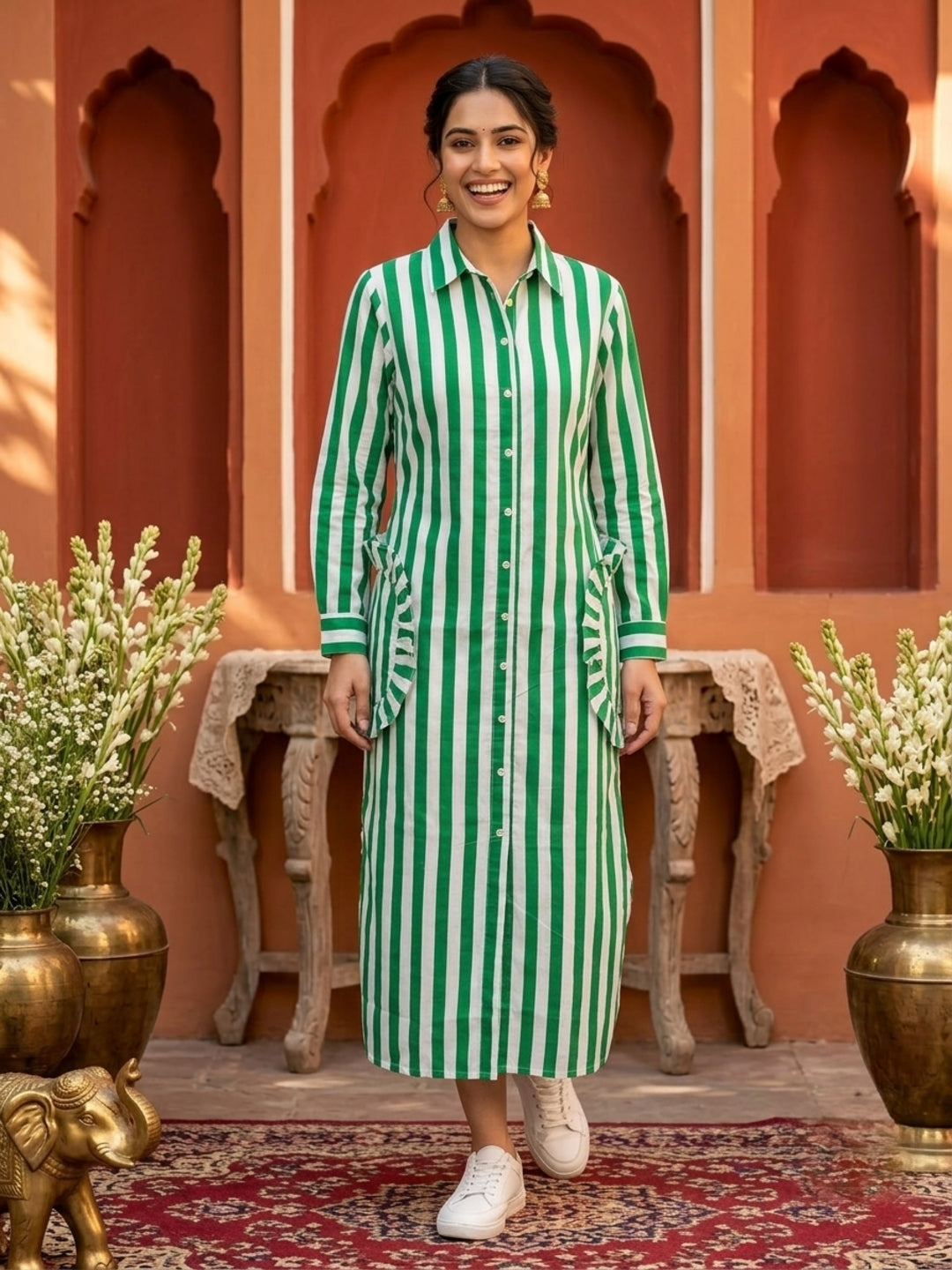 Green & White Striped Cotton Blend Straight Kurta with Shirt Collar & Side Tie-Up