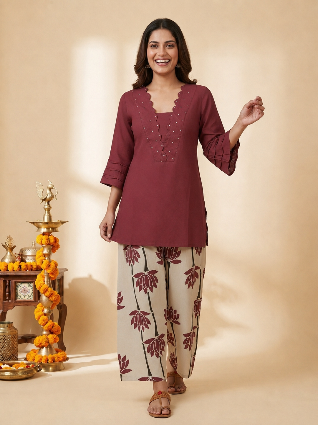 Mauve Solid Shantoon Short Straight Kurta Set with Scalloped Neck & Lotus Printed Off-White Salwar