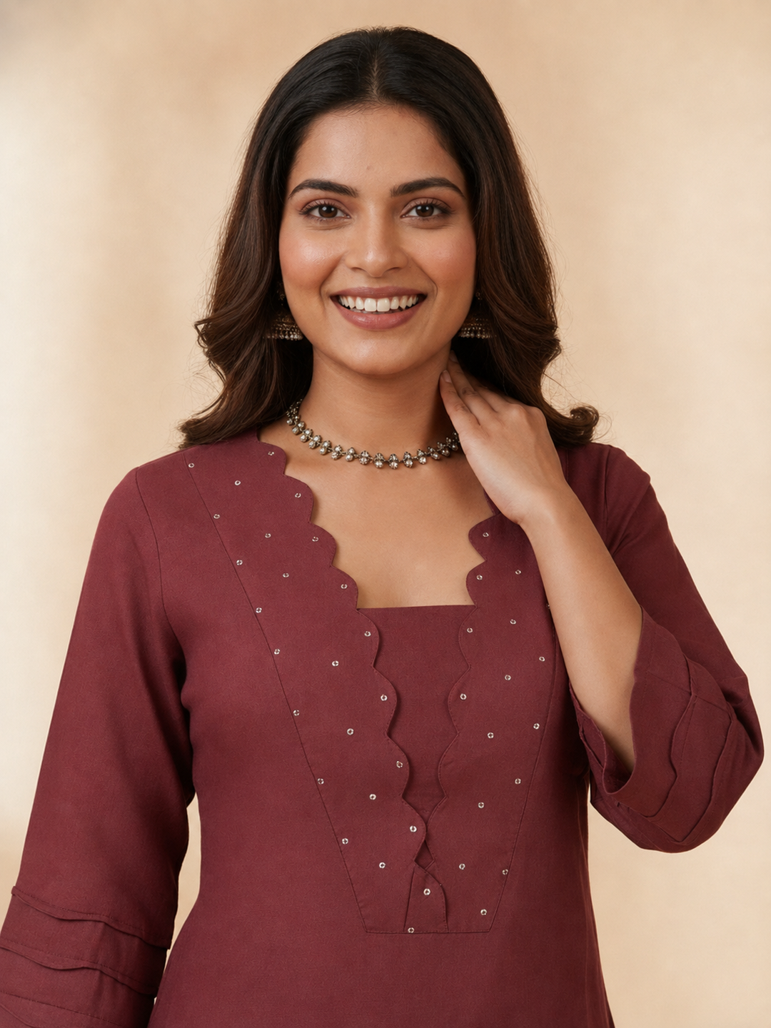 Mauve Solid Shantoon Short Straight Kurta Set with Scalloped Neck & Lotus Printed Off-White Salwar