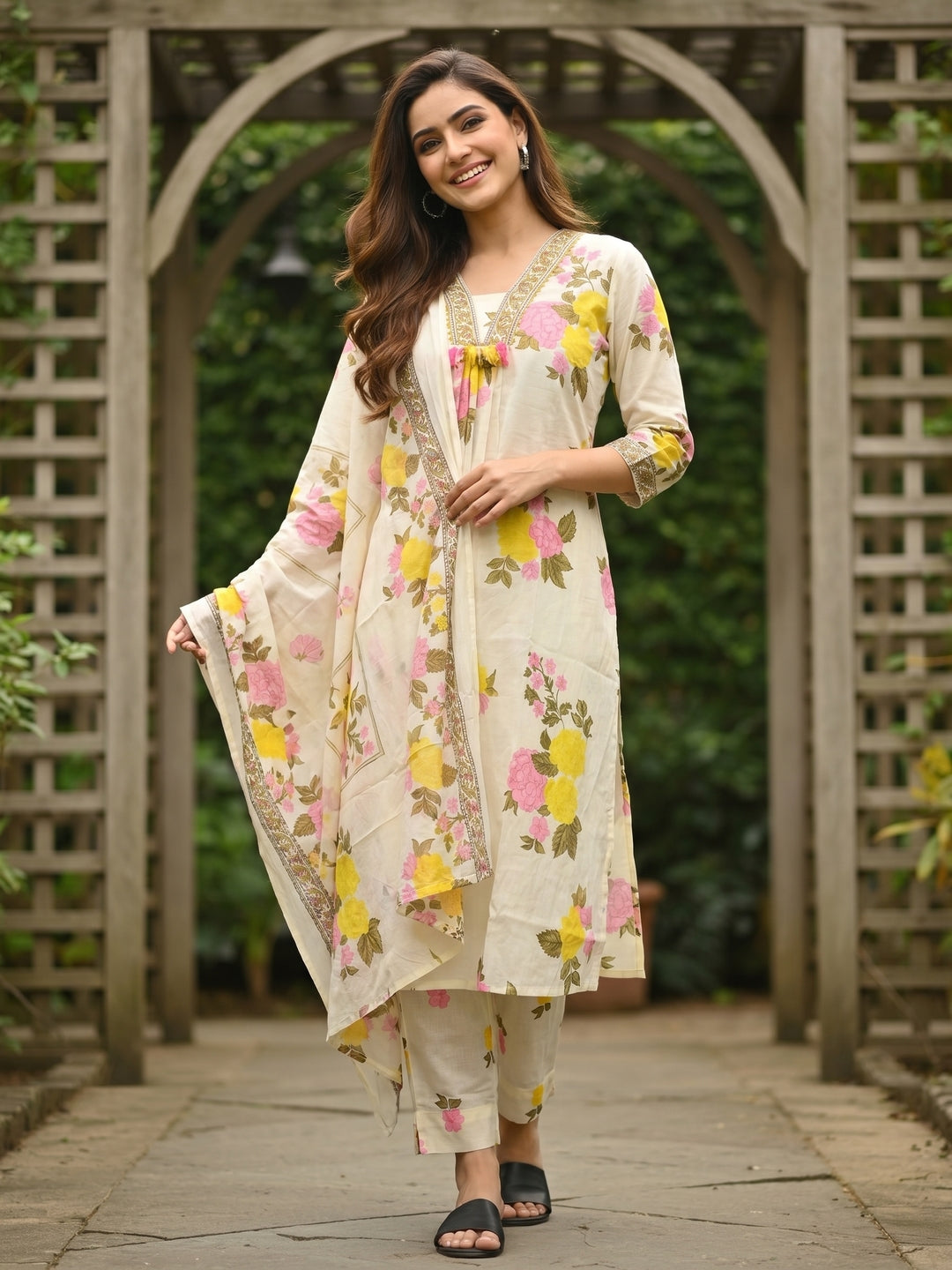 Floral Printed Straight Kurta with Pyjamas & Dupatta - Cream