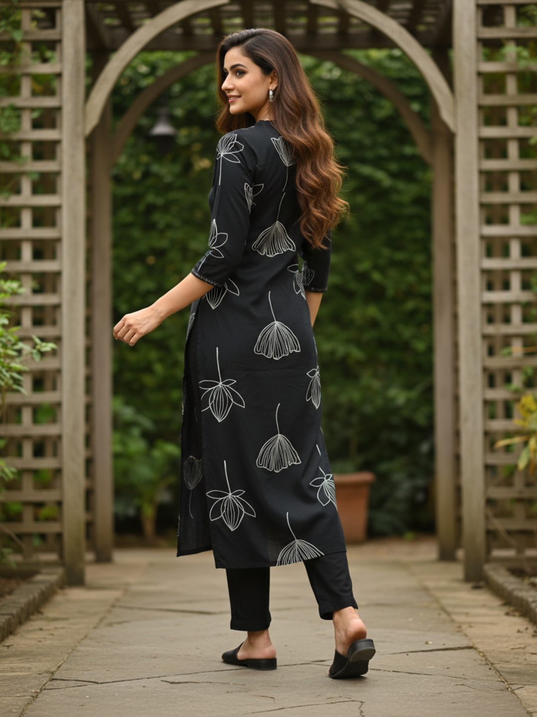 Floral Printed Mirror Work Straight Kurta with Pant - Black