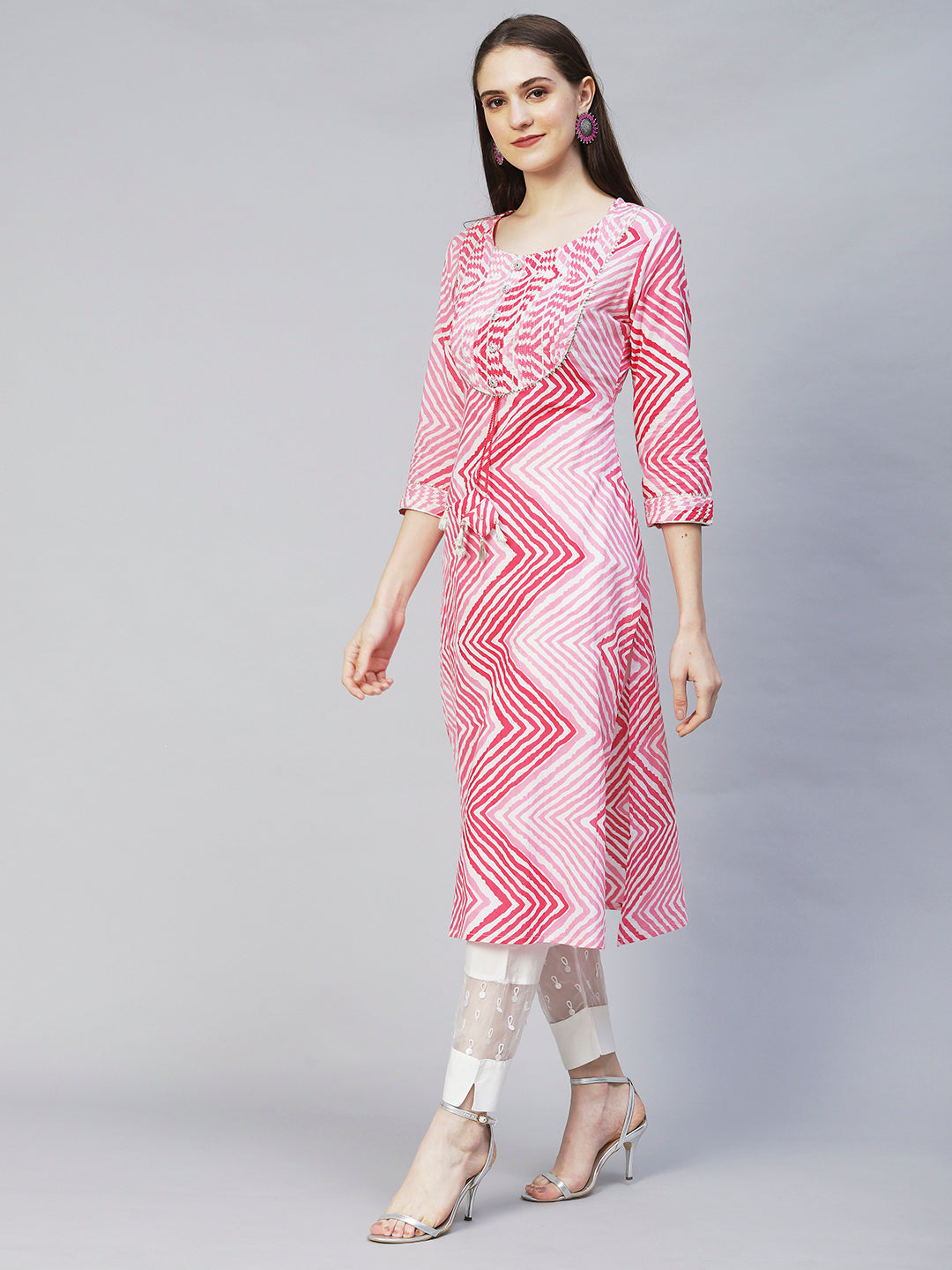Leheriya Printed & Embroidered Straight Fit Kurta - Pink