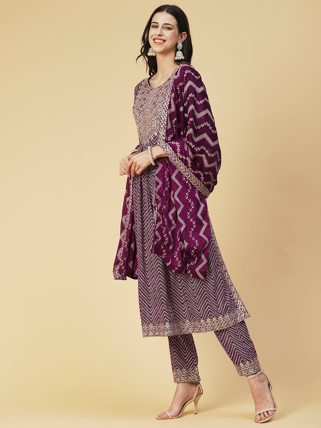 Chevron Printed Embroidered Kurta With Pants & Dupatta - Burgundy