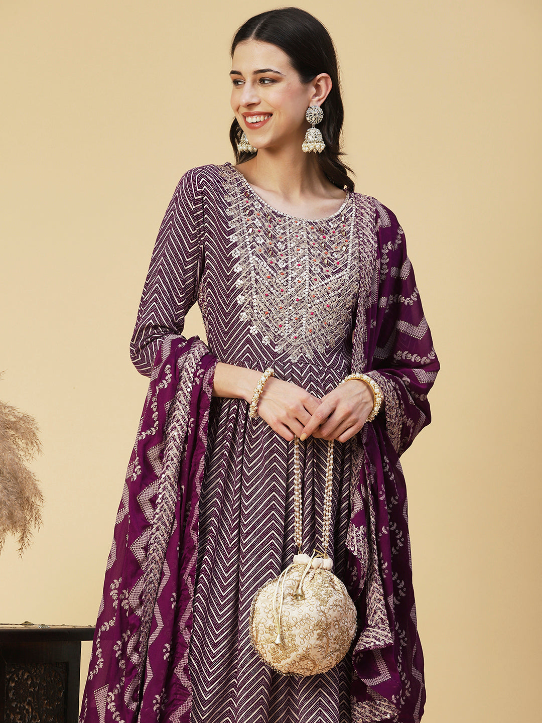 Chevron Printed Embroidered Kurta With Pants & Dupatta - Burgundy