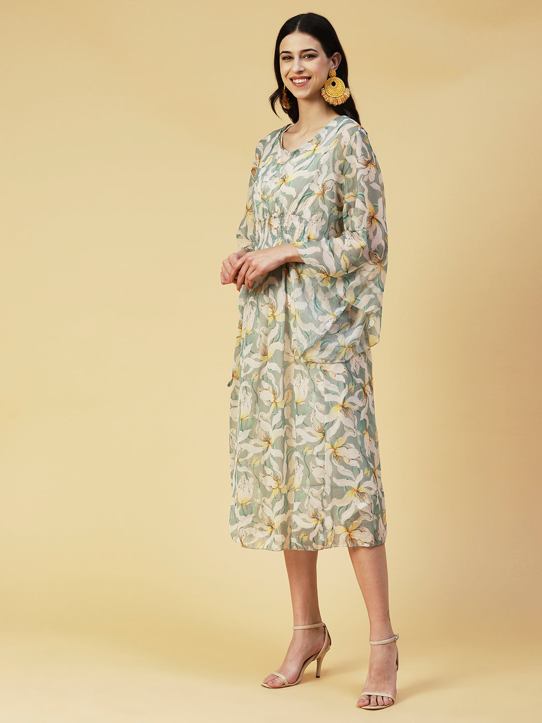 Floral Printed Smocked Dress With Inner - Light Green
