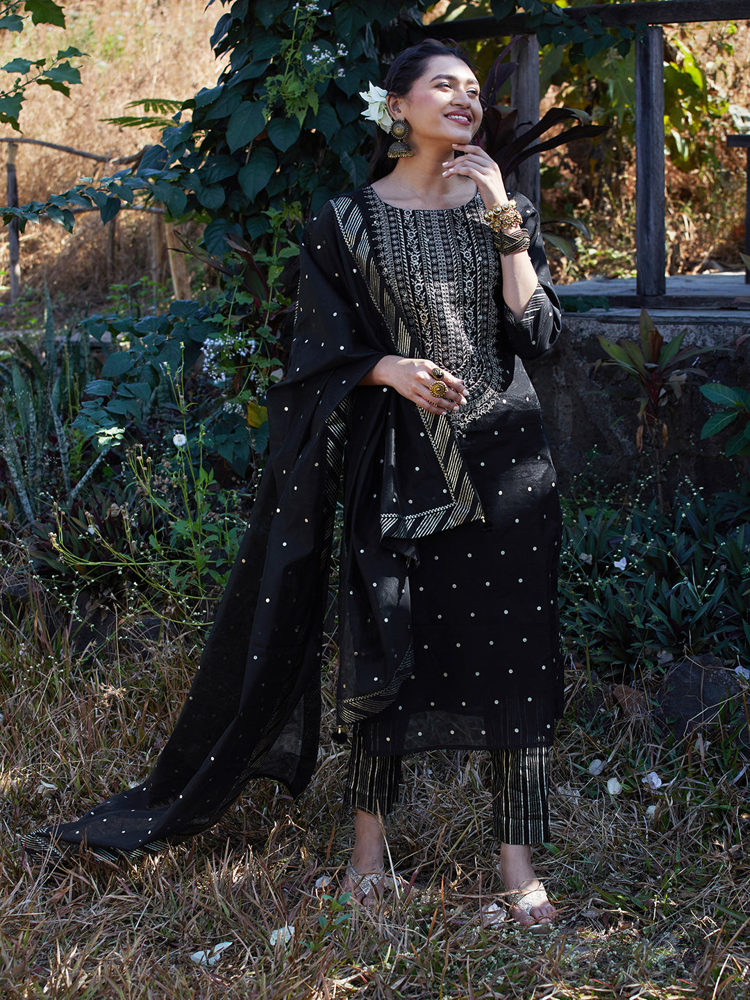 Solid Floral Embroidered Straight Fit Kurta with Pant & Dupatta - Black