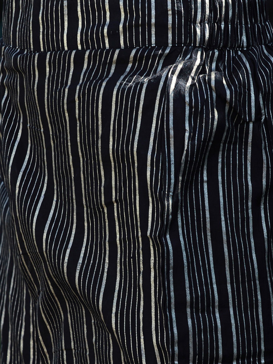 Solid Floral Embroidered Straight Fit Kurta with Pant & Dupatta - Black