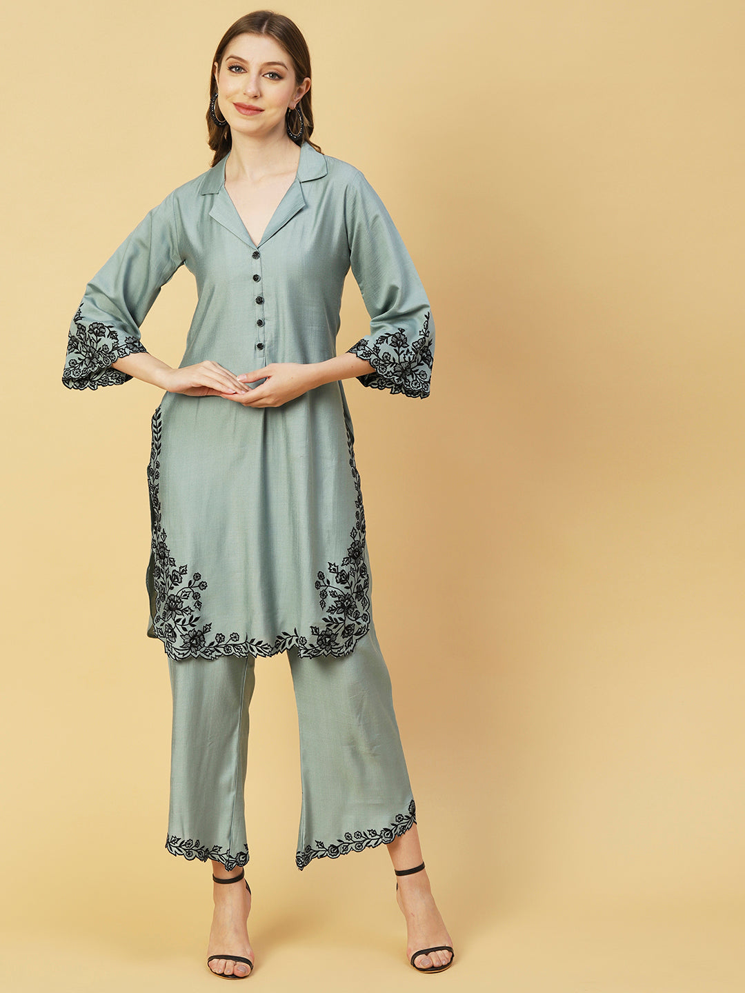 Solid Resham Cutwork Embroidered Kurta With Cutwork Embroidered Pants - Slate Green