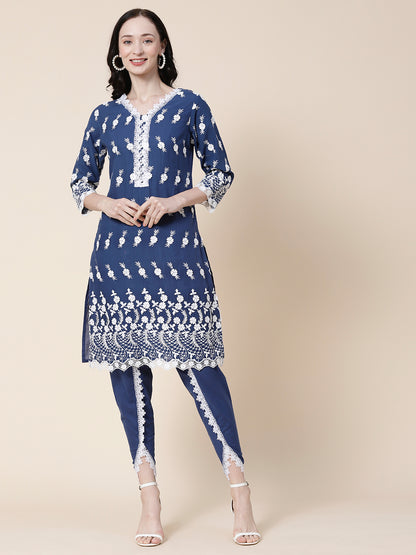 Solid Resham Applique Embroidered Kurta With Dhoti Pants Set - Blue