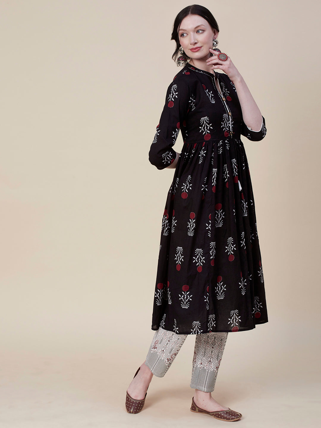 Floral Printed Wooden Buttoned Resham Top Stitched Gathered Kurta With Printed Pants - Black