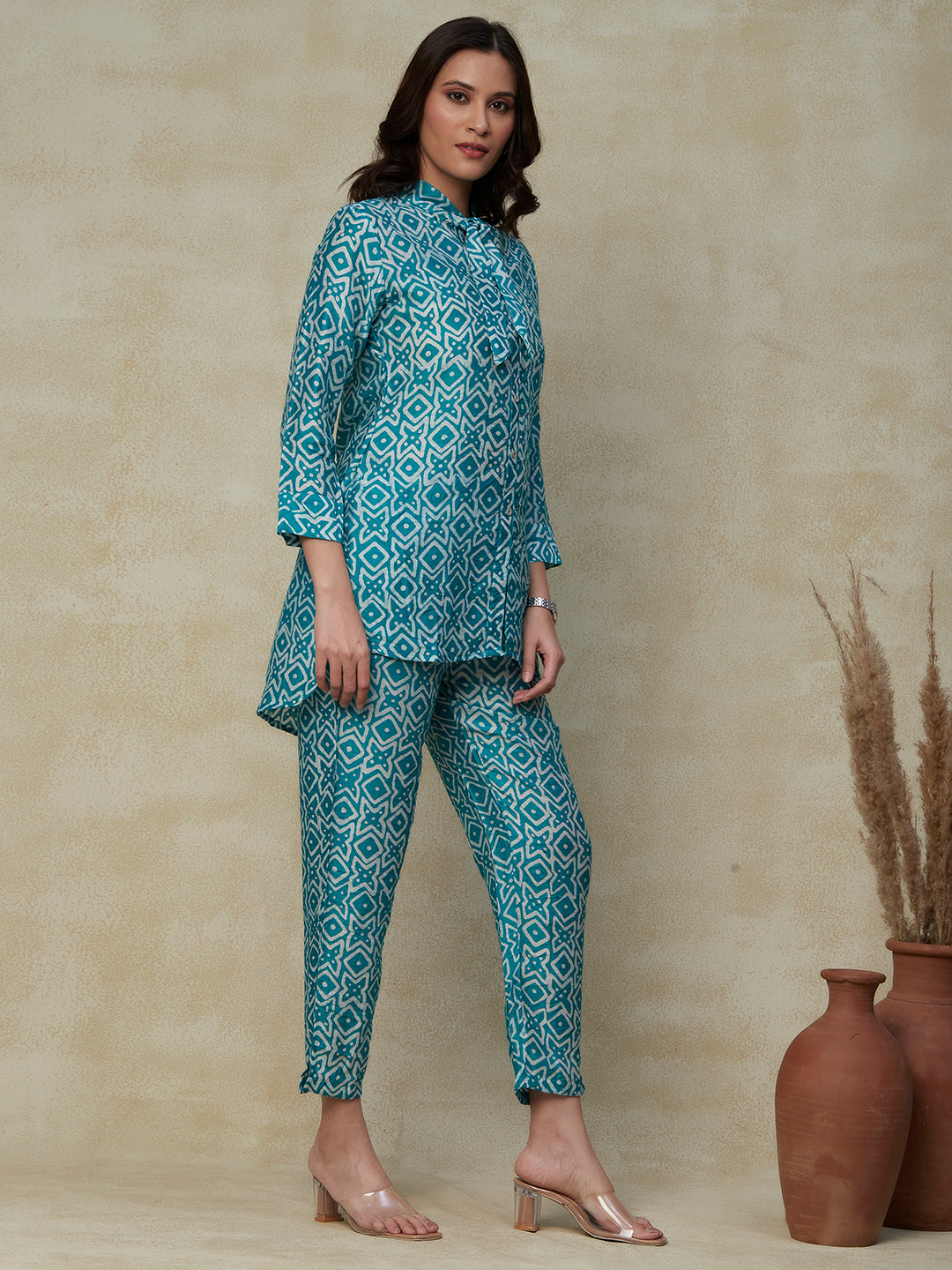 Abstract Batik Printed Asymmetric High-Low Hem Shirt with Pants Co-ord Set - Green