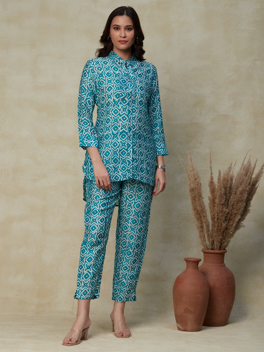Abstract Batik Printed Asymmetric High-Low Hem Shirt with Pants Co-ord Set - Green
