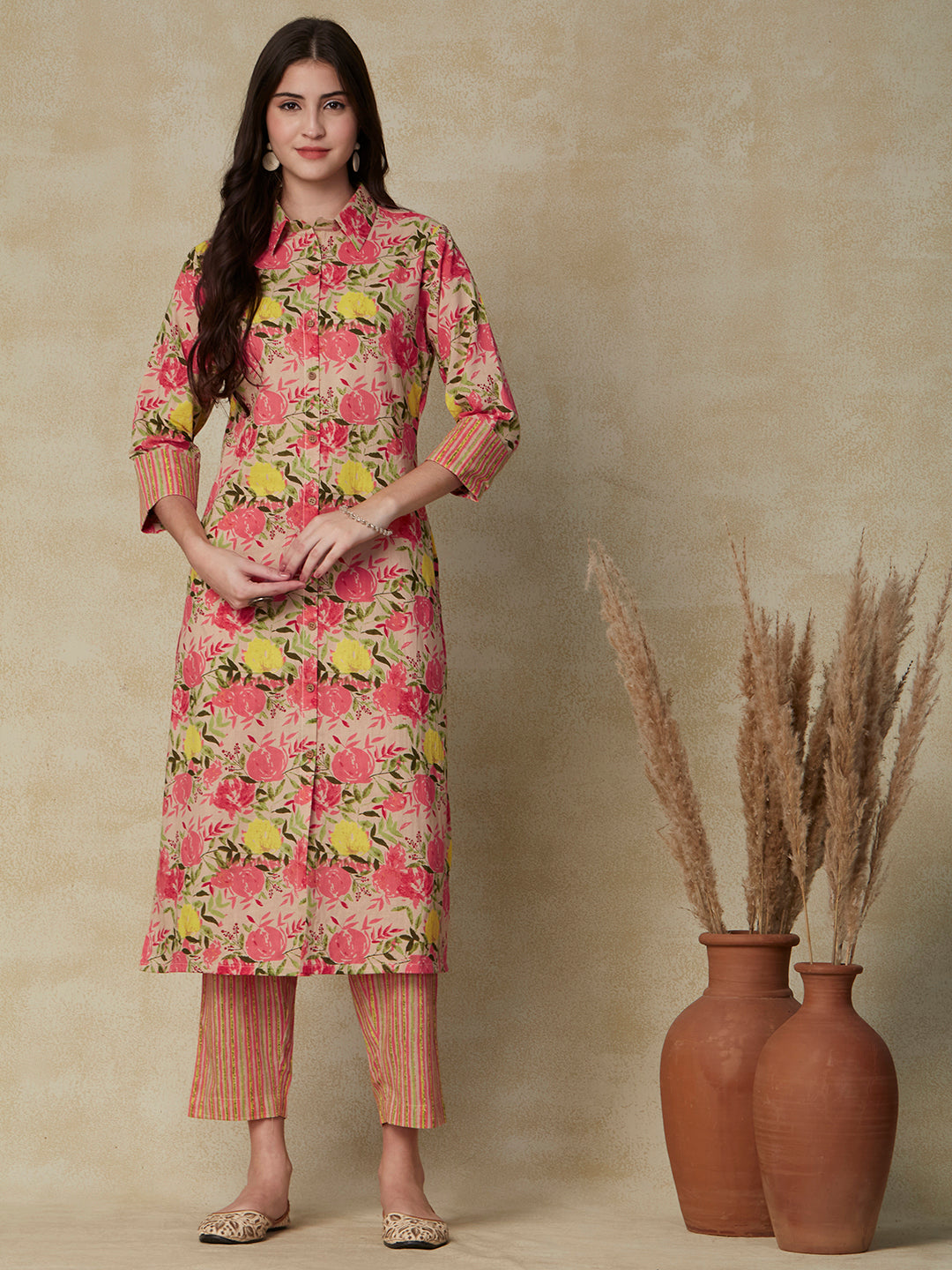 Floral Printed Straight Fit Kurta with Pant - Pink