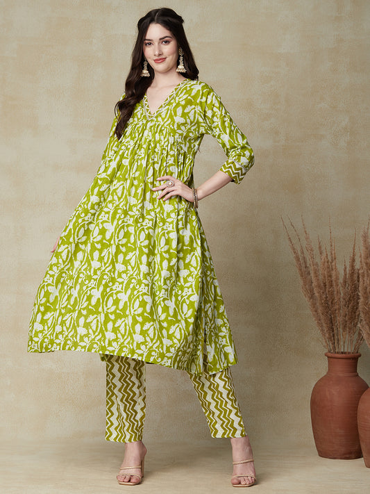 Ethnic & Chevron Printed A-Line Pleated Kurta with Pant - Green