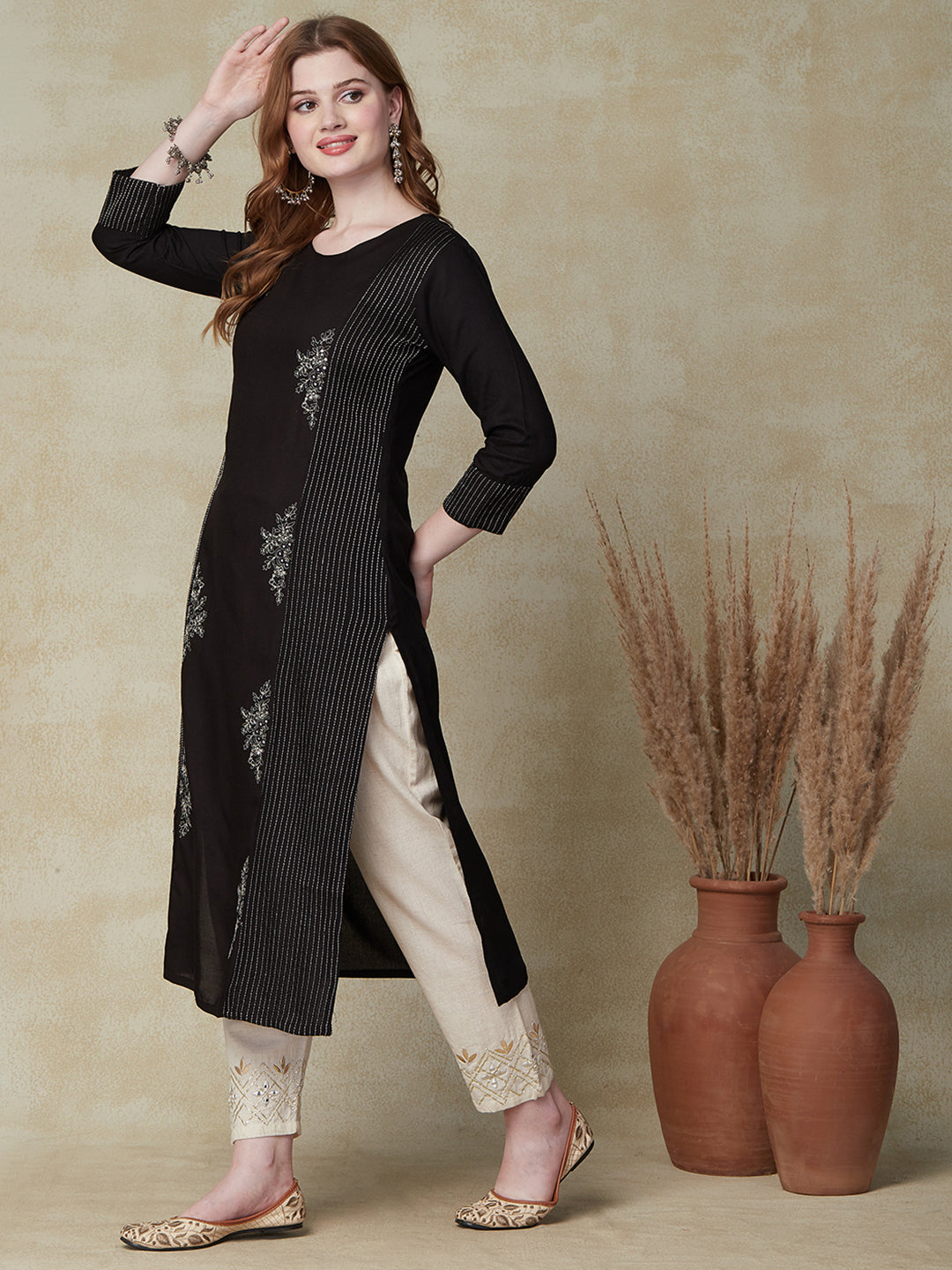 Solid Sequin & Zari Embroidered Straight Fit Kurta - Black