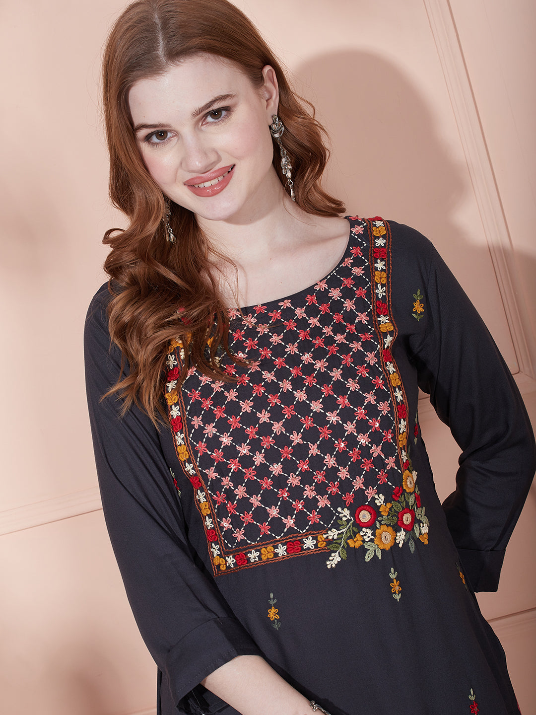 Solid Floral Hand Embroidered Straight Fit Kurta - Dark Grey