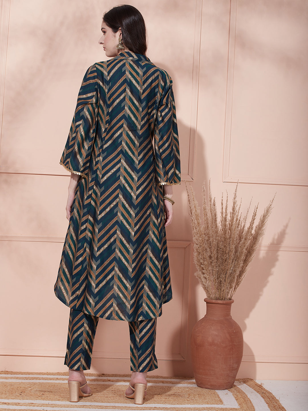 BLUE Cheveron Kurta with sale Cream Pant