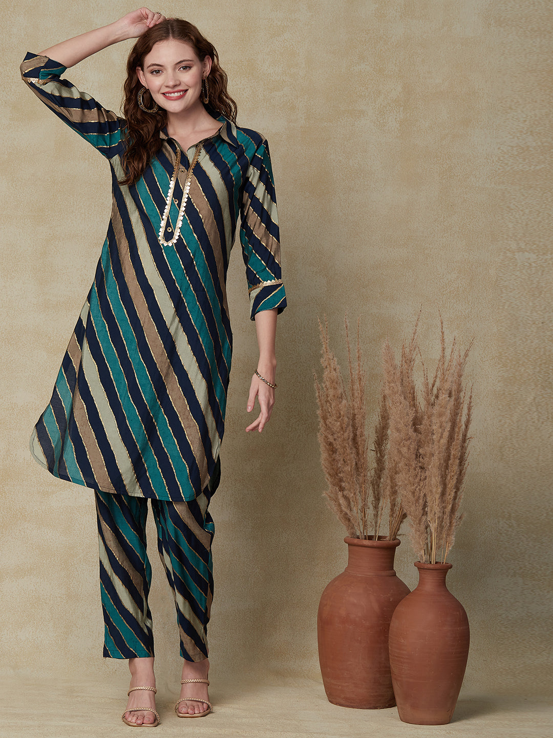 Stripes Foil Printed Straight Fit Kurta with Pant - Blue