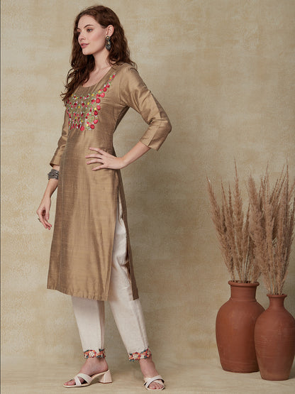 Solid Floral Hand Embroidered Straight Fit Kurta - Brown